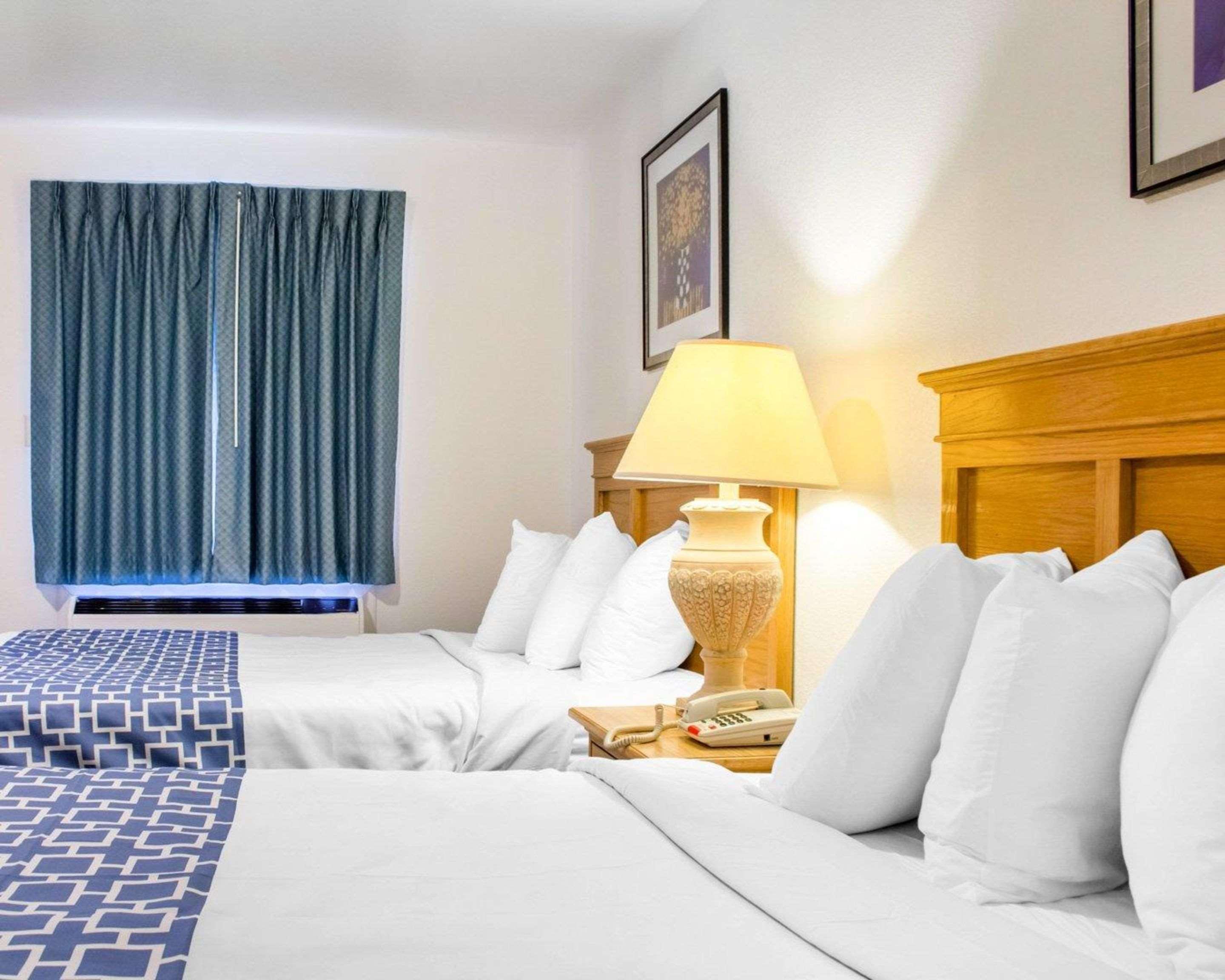 Rodeway Inn Old Town סקוטסדייל מראה חיצוני תמונה