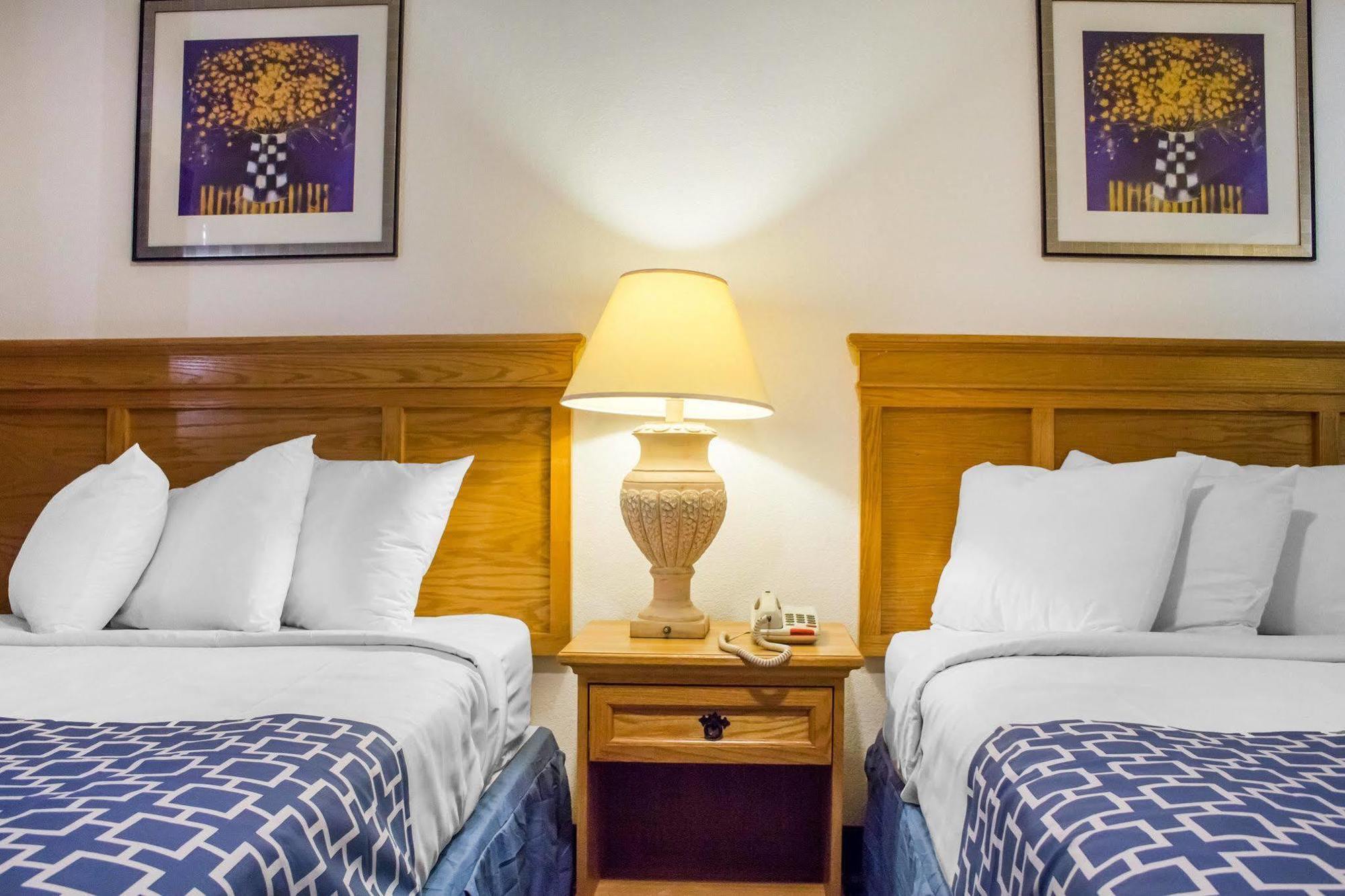 Rodeway Inn Old Town סקוטסדייל מראה חיצוני תמונה